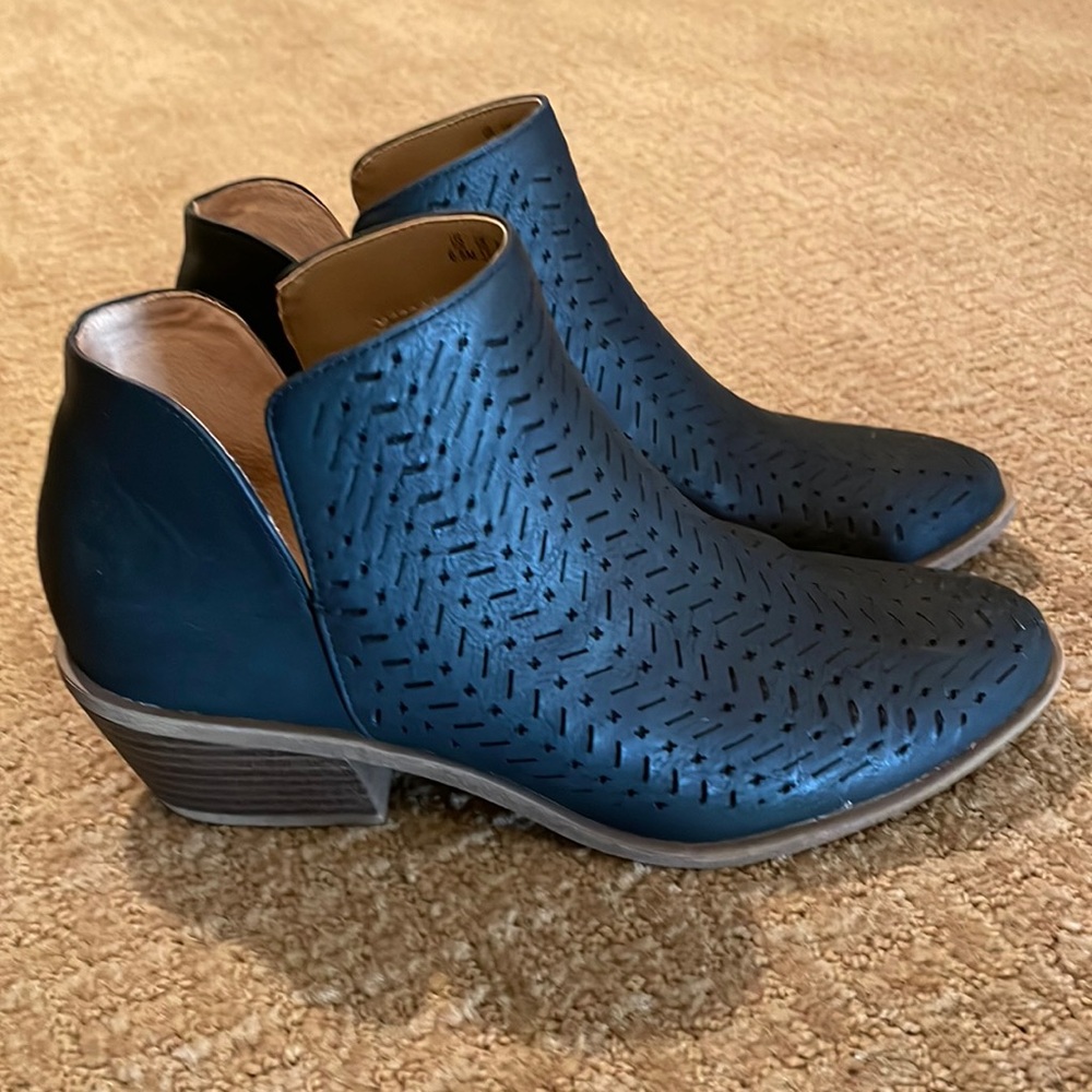Life stride boots NEW NEVER WORN